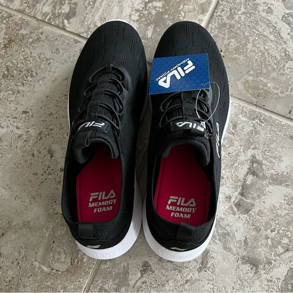 Fila Sneakers Memory Galaxia 3 Walking Shoes Black White Size 10M NEW - Picture 7 of 15